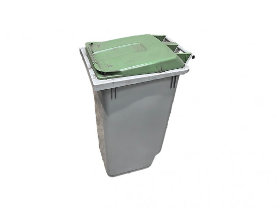 CONTENEUR ROULANT 240 LITRES GRIS AVEC COUVERCLE VERT